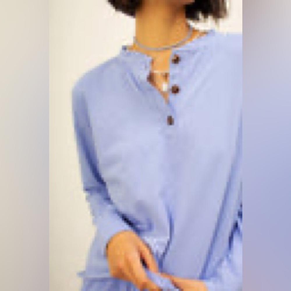 Donni Henley Tee - Size Large